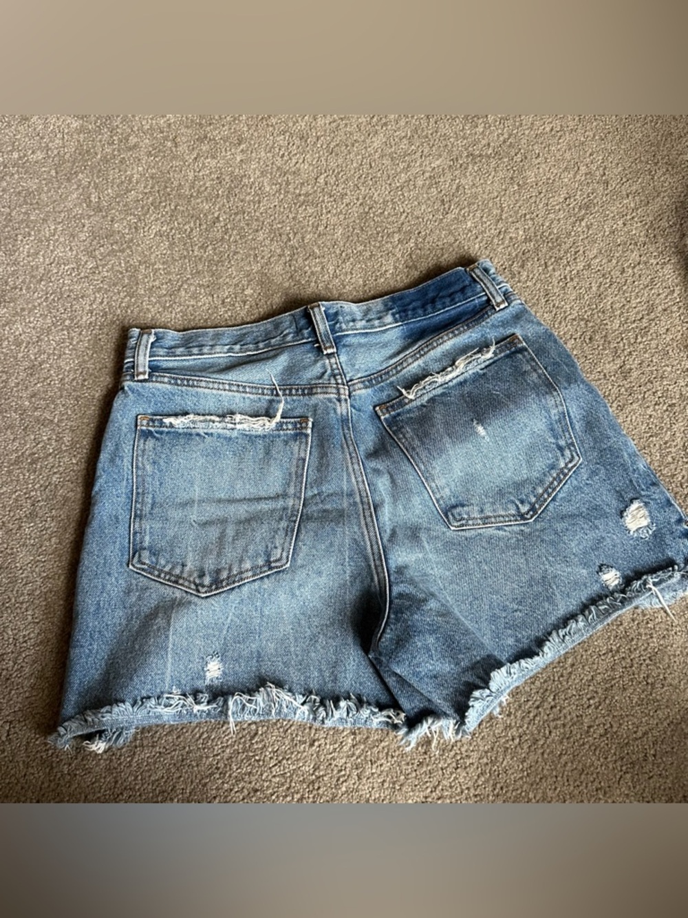 Abercrombie & Fitch High Rise Shorts - Picture 2 of 3